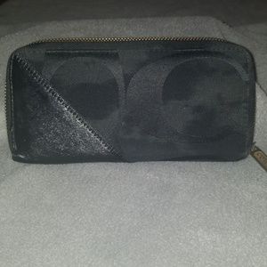 COACH Signature Medium Zip Around Wallet
